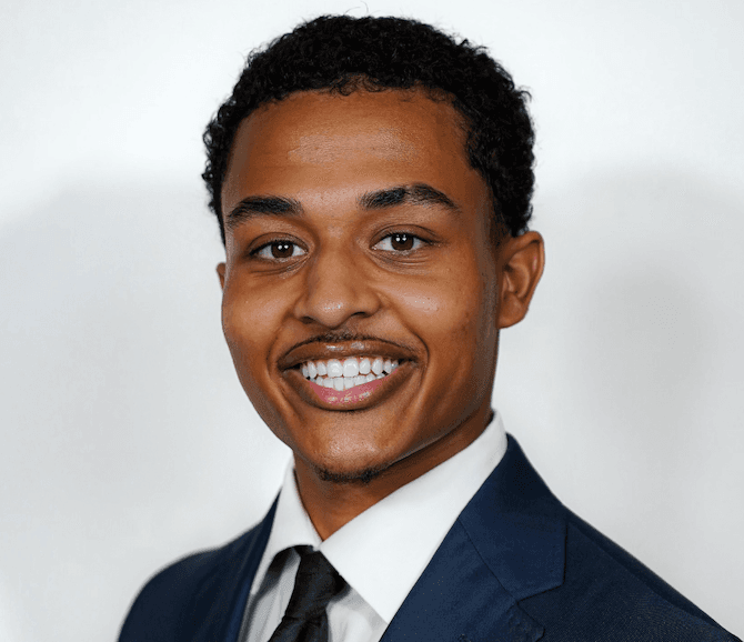 Hamdael Eslaquit headshot